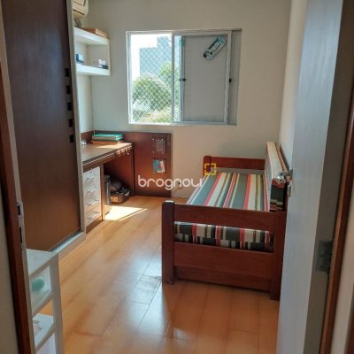 Apartamento com 108m², 3 quartos (sendo 1 suíte), 1 garagem, no bairro Bom Abrigo em Florianópolis
