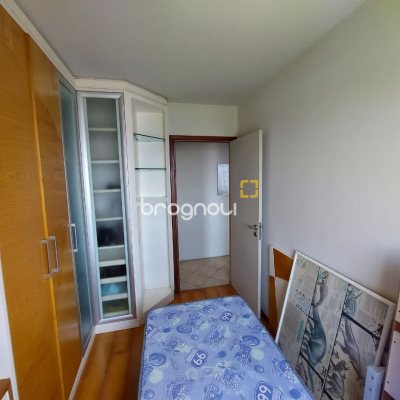 Apartamento com 108m², 3 quartos (sendo 1 suíte), 1 garagem, no bairro Bom Abrigo em Florianópolis