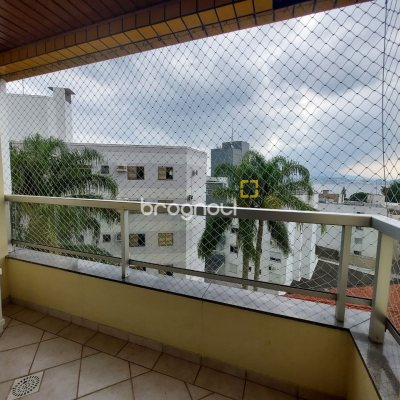 Apartamento com 108m², 3 quartos (sendo 1 suíte), 1 garagem, no bairro Bom Abrigo em Florianópolis
