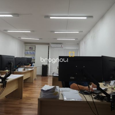 Sala com 113m², 1 garagem, no bairro Centro em Florianópolis