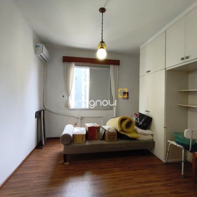 Apartamento com 92m², 2 quartos (sendo 1 suíte), 1 garagem, no bairro Centro em Florianópolis