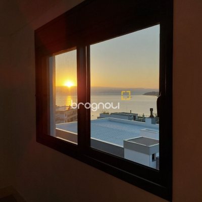 Apartamento com 134m², 3 quartos (sendo 3 suítes), 3 garagens, no bairro João Paulo em Florianópolis