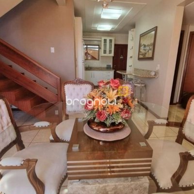 Casa com 233m², 3 quartos (sendo 1 suíte), 4 garagens, no bairro Pedra Branca em Palhoça