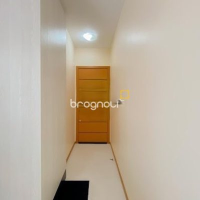 Apartamento com 59m², 2 quartos, 1 garagem, no bairro Serraria em São José