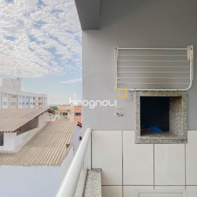 Apartamento com 59m², 2 quartos, 1 garagem, no bairro Serraria em São José