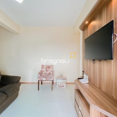 Apartamento com 59m², 2 quartos, 1 garagem, no bairro Serraria em São José