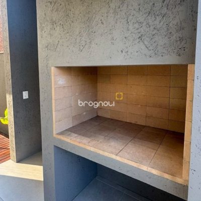 Casa com 164m², 3 quartos (sendo 1 suíte), 2 garagens, no bairro Pântano do Sul em Florianópolis