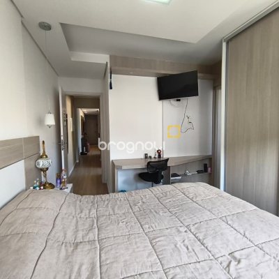 Apartamento com 65m², 2 quartos (sendo 1 suíte), 1 garagem, no bairro Trindade em Florianópolis