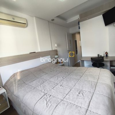 Apartamento com 65m², 2 quartos (sendo 1 suíte), 1 garagem, no bairro Trindade em Florianópolis