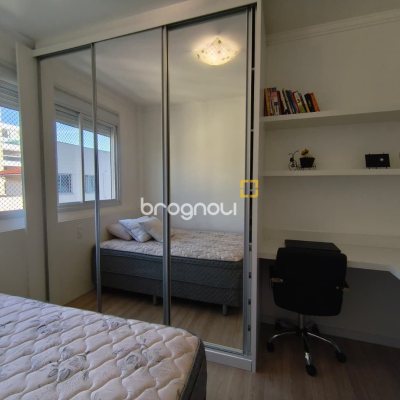 Apartamento com 65m², 2 quartos (sendo 1 suíte), 1 garagem, no bairro Trindade em Florianópolis