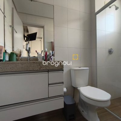 Apartamento com 65m², 2 quartos (sendo 1 suíte), 1 garagem, no bairro Trindade em Florianópolis