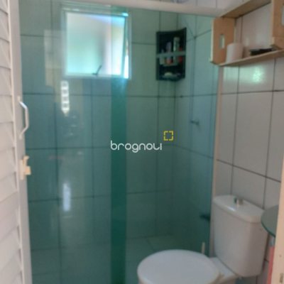 Pousada / Hotel com 284m², 9 quartos (sendo 1 suíte), 6 garagens, no bairro Canasvieiras em Florianópolis