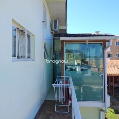 Pousada / Hotel com 284m², 9 quartos (sendo 1 suíte), 6 garagens, no bairro Canasvieiras em Florianópolis