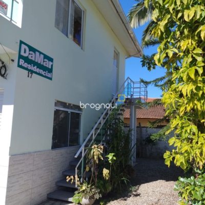 Pousada / Hotel com 284m², 9 quartos (sendo 1 suíte), 6 garagens, no bairro Canasvieiras em Florianópolis
