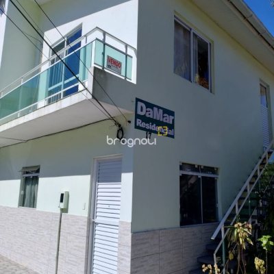 Pousada / Hotel com 284m², 9 quartos (sendo 1 suíte), 6 garagens, no bairro Canasvieiras em Florianópolis