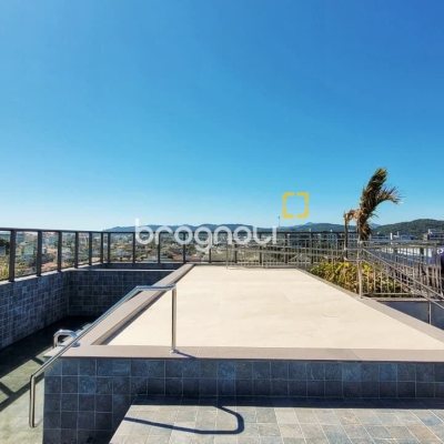 Apartamento com 232m², 3 quartos (sendo 3 suítes), 3 garagens, no bairro Jurerê Internacional em Florianópolis