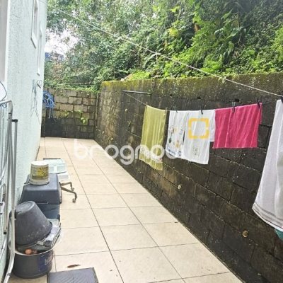 Casa com 113m², 4 quartos, 2 garagens, no bairro Pantanal em Florianópolis