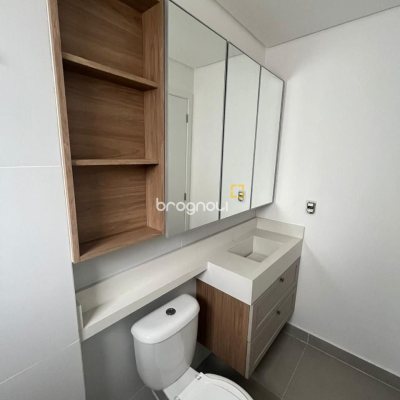 Apartamento com 69m², 2 quartos (sendo 1 suíte), 1 garagem, no bairro Vargem do Bom Jesus em Florianópolis