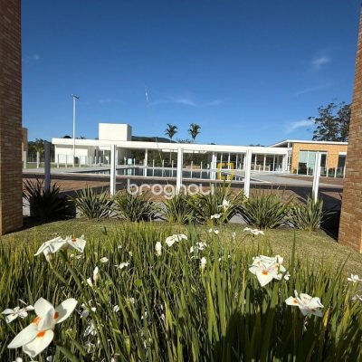 Terreno com 494m², no bairro Ratones em Florianópolis