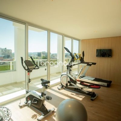 Cobertura com 125m², 3 quartos (sendo 2 suítes), 2 garagens, no bairro Pedra Branca em Palhoça
