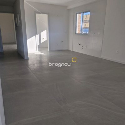 Cobertura com 125m², 3 quartos (sendo 2 suítes), 2 garagens, no bairro Pedra Branca em Palhoça