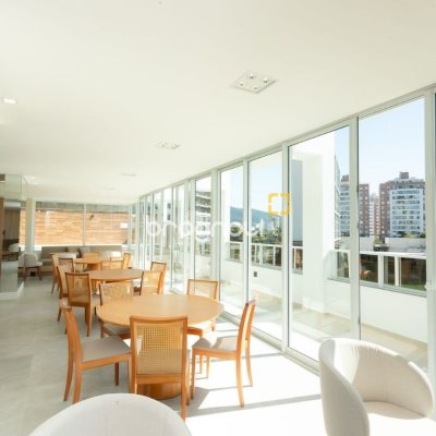 Cobertura com 125m², 3 quartos (sendo 2 suítes), 2 garagens, no bairro Pedra Branca em Palhoça