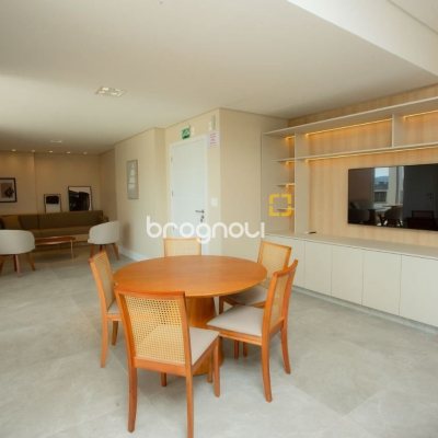 Cobertura com 125m², 3 quartos (sendo 2 suítes), 2 garagens, no bairro Pedra Branca em Palhoça