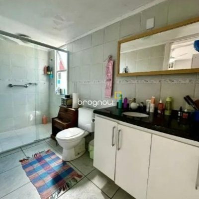Cobertura com 68m², 2 quartos (sendo 1 suíte), 1 garagem, no bairro Trindade em Florianópolis