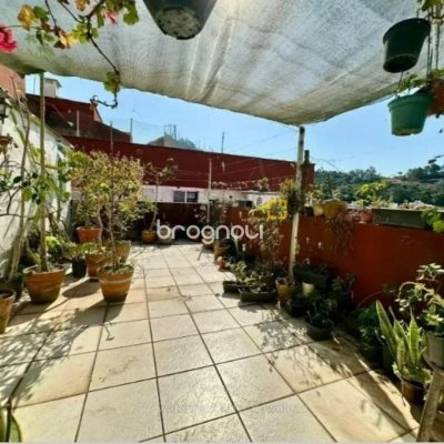 Cobertura com 68m², 2 quartos (sendo 1 suíte), 1 garagem, no bairro Trindade em Florianópolis