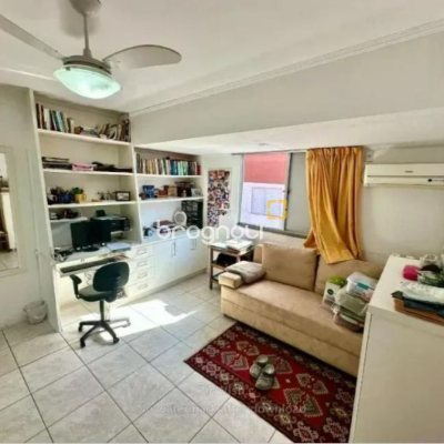 Cobertura com 68m², 2 quartos (sendo 1 suíte), 1 garagem, no bairro Trindade em Florianópolis
