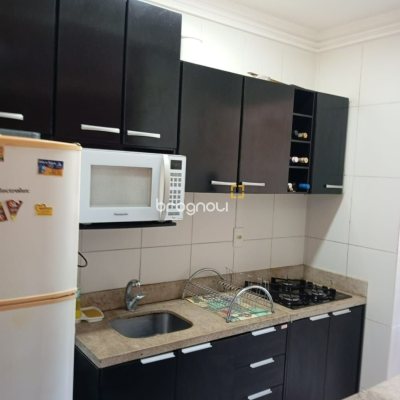 Apartamento com 77m², 1 quarto, 1 garagem, no bairro Ingleses em Florianópolis