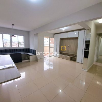 Cobertura com 134m², 3 quartos (sendo 1 suíte), 1 garagem, no bairro Nossa Senhora do Rosário em São José