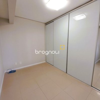Cobertura com 134m², 3 quartos (sendo 1 suíte), 1 garagem, no bairro Nossa Senhora do Rosário em São José