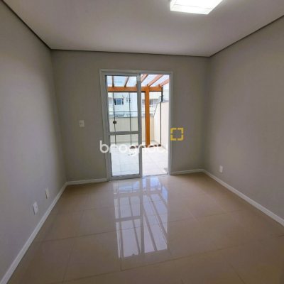 Cobertura com 134m², 3 quartos (sendo 1 suíte), 1 garagem, no bairro Nossa Senhora do Rosário em São José