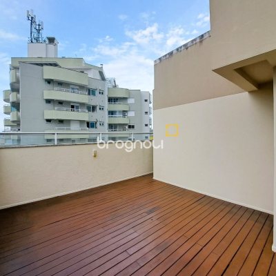 Cobertura com 134m², 3 quartos (sendo 1 suíte), 1 garagem, no bairro Nossa Senhora do Rosário em São José
