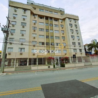 Cobertura com 134m², 3 quartos (sendo 1 suíte), 1 garagem, no bairro Nossa Senhora do Rosário em São José
