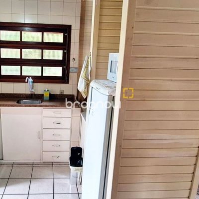 Terreno com 1414m², no bairro Santinho em Florianópolis