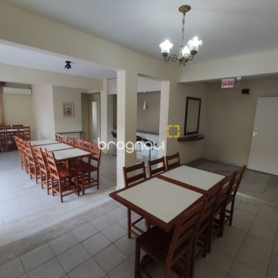 Apartamento com 155m², 3 quartos (sendo 1 suíte), 1 garagem, no bairro Estreito em Florianópolis