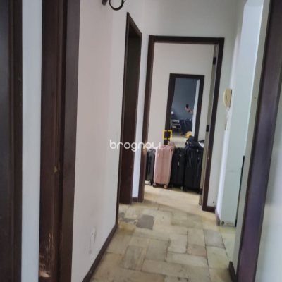 Apartamento com 155m², 3 quartos (sendo 1 suíte), 1 garagem, no bairro Estreito em Florianópolis