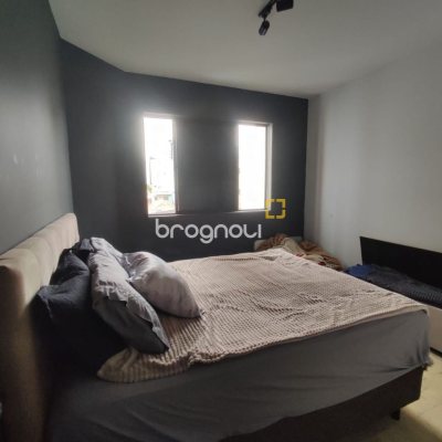 Apartamento com 155m², 3 quartos (sendo 1 suíte), 1 garagem, no bairro Estreito em Florianópolis