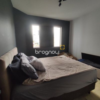 Apartamento com 155m², 3 quartos (sendo 1 suíte), 1 garagem, no bairro Estreito em Florianópolis