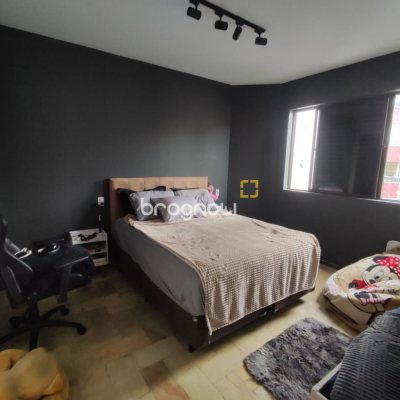 Apartamento com 155m², 3 quartos (sendo 1 suíte), 1 garagem, no bairro Estreito em Florianópolis