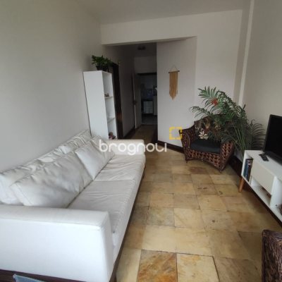 Apartamento com 155m², 3 quartos (sendo 1 suíte), 1 garagem, no bairro Estreito em Florianópolis