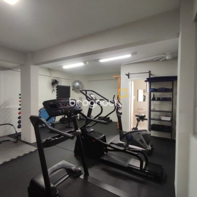Apartamento com 155m², 3 quartos (sendo 1 suíte), 1 garagem, no bairro Estreito em Florianópolis