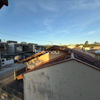 Casa com 140m², 4 quartos (sendo 1 suíte), 1 garagem, no bairro Ingleses em Florianópolis