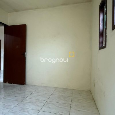 Casa com 140m², 4 quartos (sendo 1 suíte), 1 garagem, no bairro Ingleses em Florianópolis