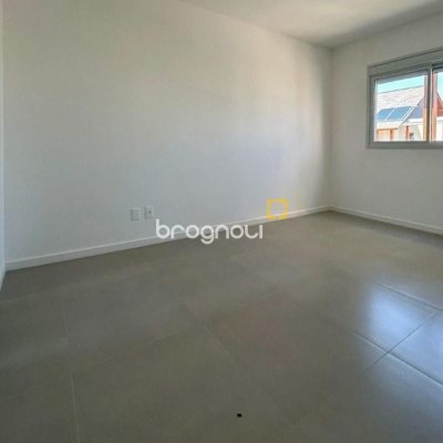 Casa de Condomínio com 110m², 3 quartos (sendo 1 suíte), 2 garagens, no bairro Morro das Pedras em Florianópolis