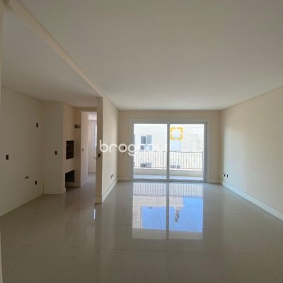 Apartamento com 95m², 3 quartos (sendo 1 suíte), 1 garagem, no bairro Pedra Branca em Palhoça