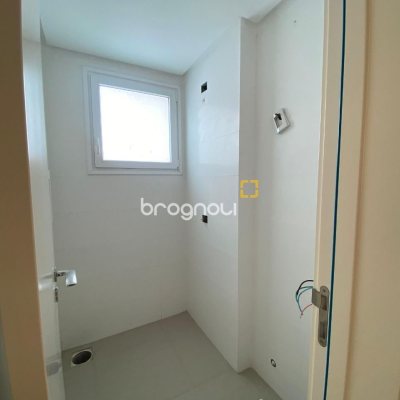 Apartamento com 95m², 3 quartos (sendo 1 suíte), 1 garagem, no bairro Pedra Branca em Palhoça