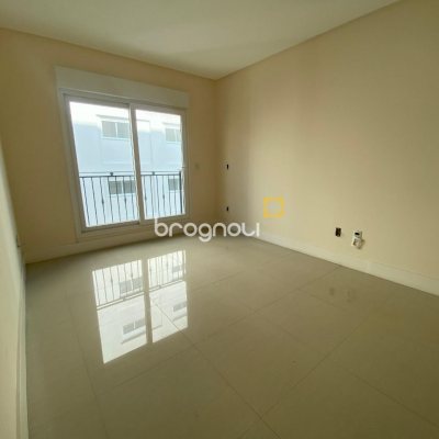 Apartamento com 95m², 3 quartos (sendo 1 suíte), 1 garagem, no bairro Pedra Branca em Palhoça